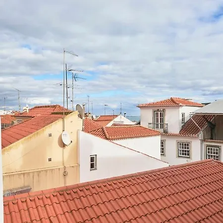 The - Pocinho 3 Lissabon